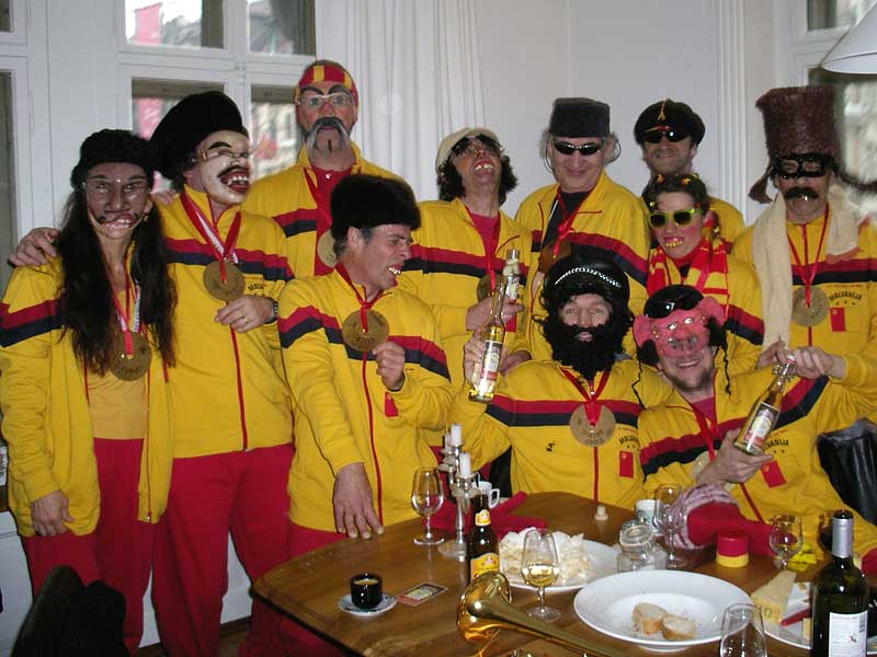f&ouml;teli адриан